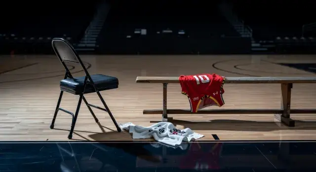 Maryland coach Brenda Frese confronts guard Oluchi Okananwa in heated sideline exchange during NCAA tournament loss